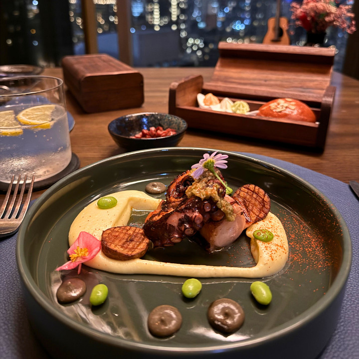 CHAR Restaurant Bangkok Surprise Me