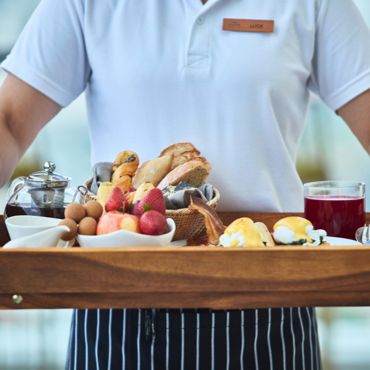 137 Pillars Suites & Residences Bangkok Breakfast Baan Borneo Club