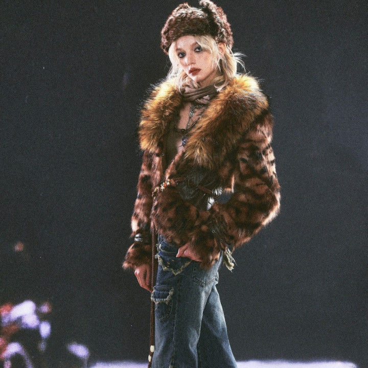 Open Aesthetic Artificial Fur Thermal Coat