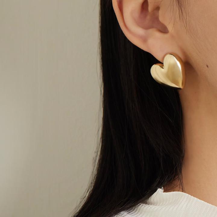 Valentine's Day Gift Guide Jennifer Fisher Small Puffy Heart Earrings
