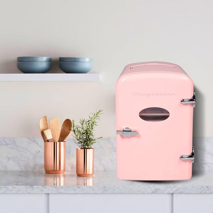 Valentine's Day Gifts Frigidaire Retro Mini Personal Fridge