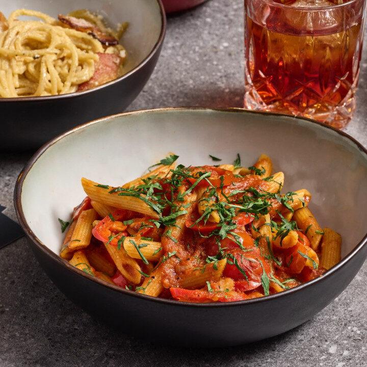 Penne tomato sauce pasta