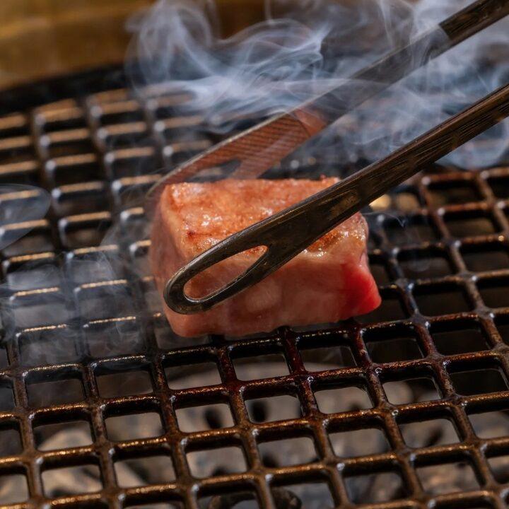 yakiniku sho meat on the grill
