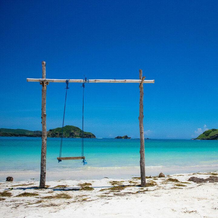 best beach holiday destinations lombok indonesia