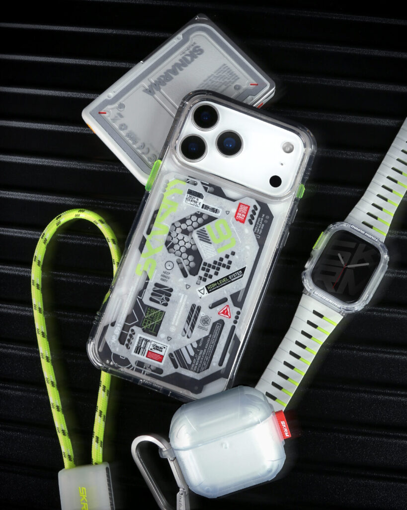 SKINARMA iPhone 17 case SPECTRA