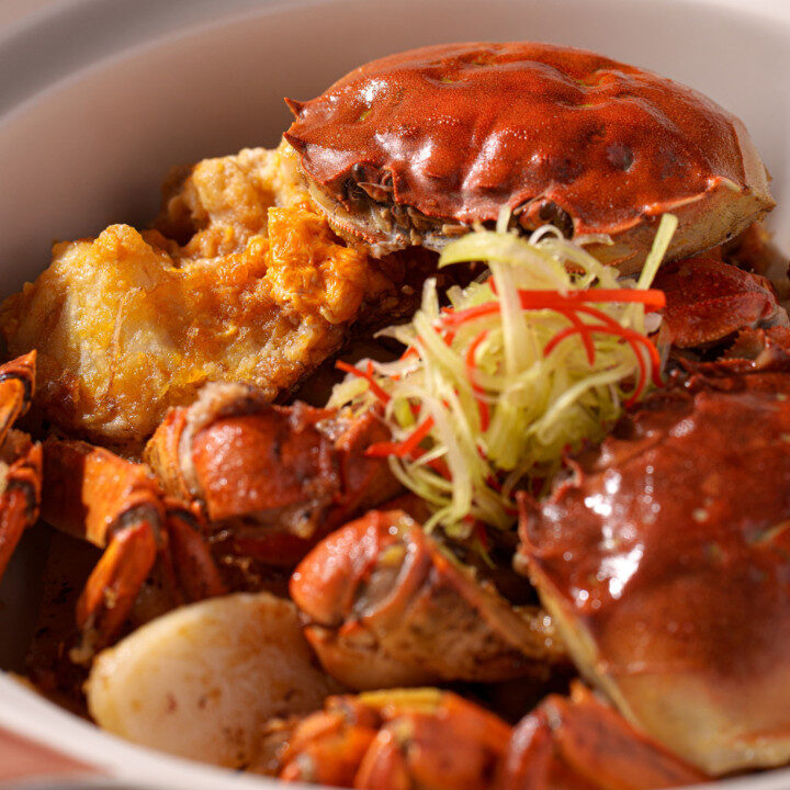ming court cordis, hong kong crab dish