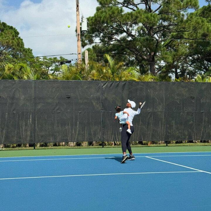 serena williams playing tennis