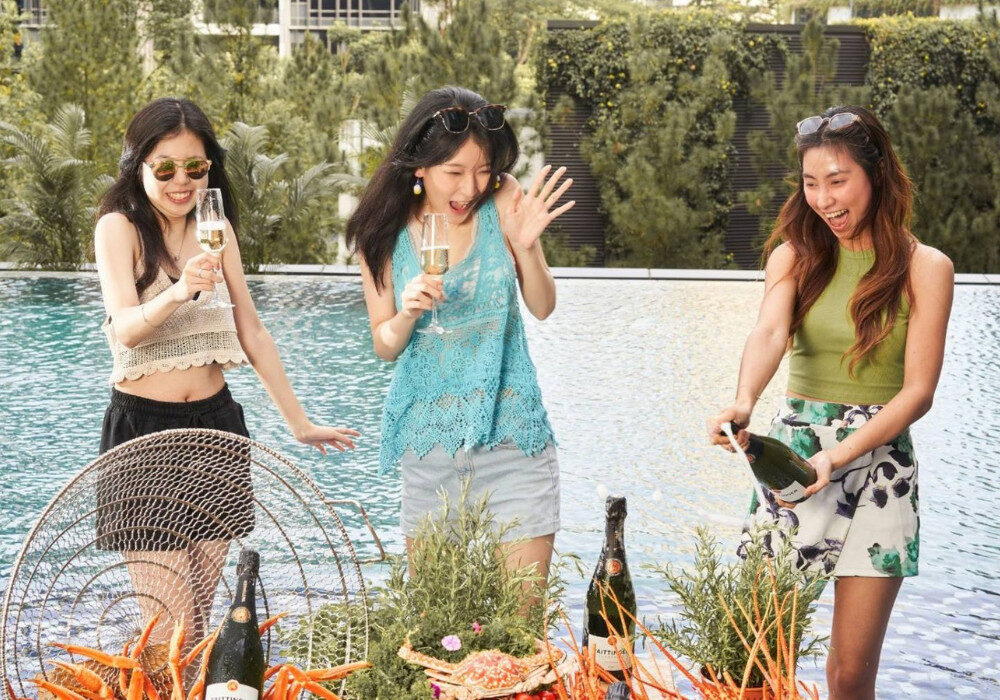 Explore Endless Dining Options At Novotel & Mercure Singapore On Stevens